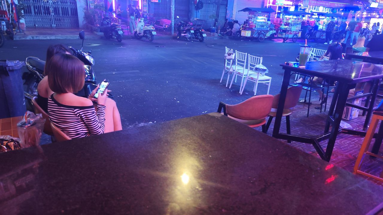 バーガール選び