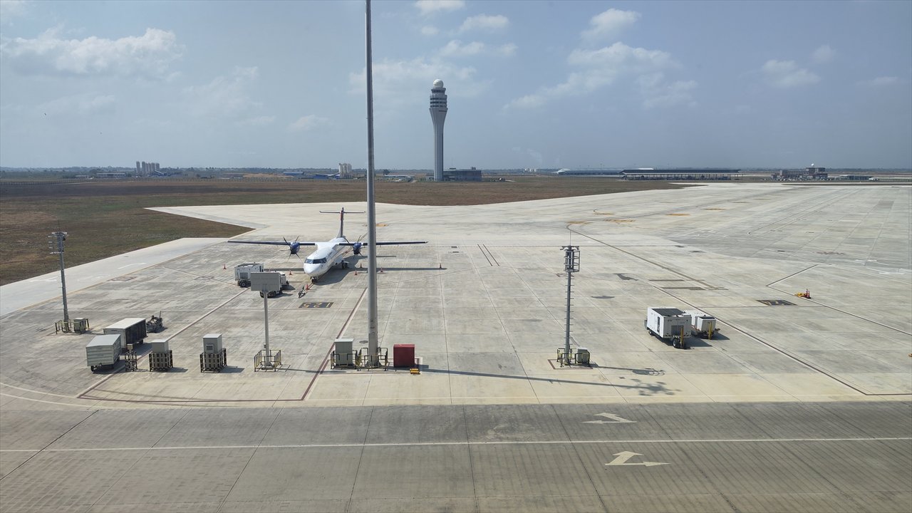 プノンペンの空港 プライオリティパス ラウンジ（滑走路）