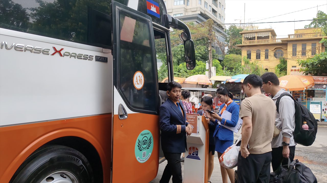 VET AIR BUS (乗車の様子)