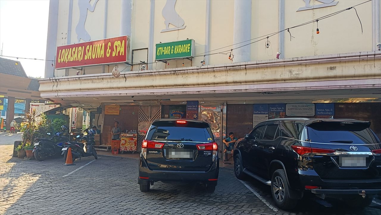 Lokasari Sauma & spa (入口)