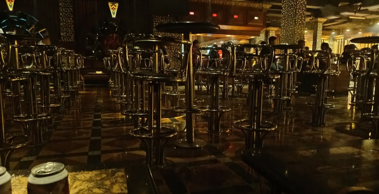ジャカルタ旅(202608) ホテルトラベル 昼飲みの様子